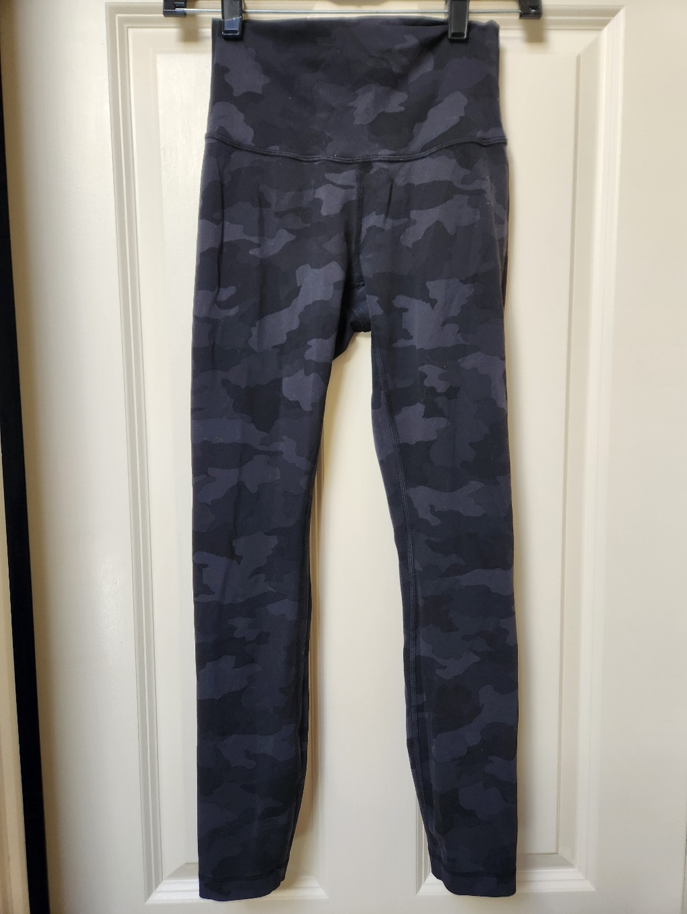 Lululemon High-Waist Black & Charcoal Camo Leggings